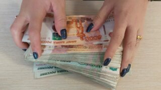 Менеджер банка в Ейске похитила деньги клиента под предлогом услуг