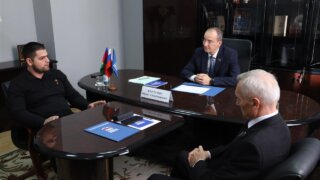 Юрий Бурлачко провел прием граждан в региональной общественной приемной «Единой России»