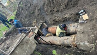 Крупная авария на теплосети в Краснодаре оставила без отопления десятки домов