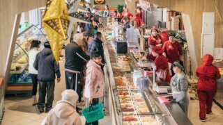 Краснодарский край достиг 100 миллиардов рублей налогов от сферы услуг