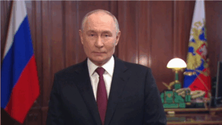 Президент пожелал защитникам Отечества мужества и верности долгу