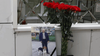 В Анапе простились с охранником, который спас детей при нападении на техникум