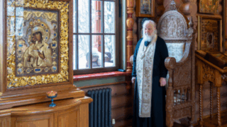 Патриарх Кирилл рассказал, как в юности выпил две бутылки коньяка с «врагом церкви»