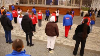 Армавирские молодогвардейцы провели спортивно-патриотическую акцию «Зарядка героя»