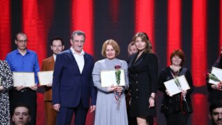 Виктория Лапина поздравила ветеранов культуры в Краснодаре