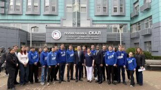 Молодогвардейцы Краснодара сдали кровь в рамках донорской акции «Спаси жизнь защитнику»