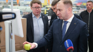 Роман Чекушов осмотрел крупные торгово-промышленные площадки Краснодарского края