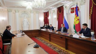 Краснодарский край поддержит производителя умных скамеек и детских площадок