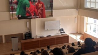 В КубГУ состоялся показ нового сезона шоу «Сокровища Императора» с китайскими субтитрами для студентов из КНР