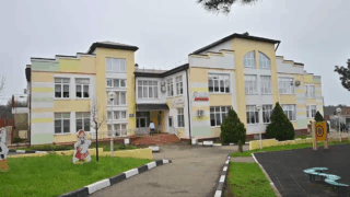 В Геленджике детский сад закрыли на неделю из-за повреждений от взрывной волны