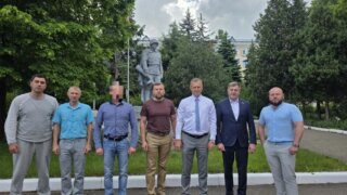 Депутат гордумы Краснодара Алексей Долженко передал помощь бойцам, проходящим лечение в госпитале