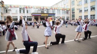 В школах Краснодарского края провели последние звонки