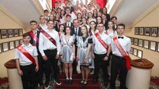 Вениамин Кондратьев встретился с лучшими выпускниками школ и кадетских корпусов Краснодарского края