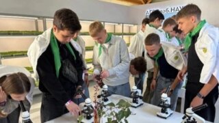 Более 60 предприятий и вузов приняли школьников Краснодара в проекте «Билет в будущее»