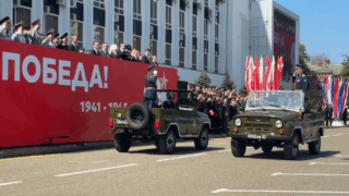 В Краснодаре состоялось торжественное прохождение войск