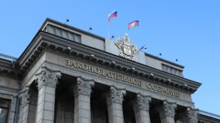 Депутаты одобрили 32 федеральных законопроекта