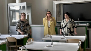 Вице-губернатор Елена Воробьева проверила готовность новых учреждений образования в Краснодаре