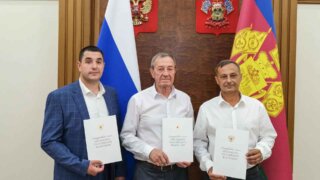 Три работника транспортной отрасли Кубани получили благодарственные письма Президента РФ