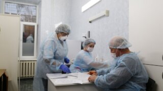 Мэр Краснодара поздравил медиков с профессиональным праздником