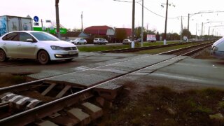 В Краснодаре перекроют железнодорожный переезд на Новороссийской