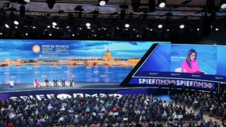 Кондратьев отчитался о 700 инвестпроектах на 5 трлн рублей на ПМЭФ