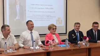 Алексей Долженко отчитался перед жителями о работе за первое полугодие 2026 года