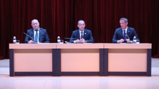 Юрий Бурлачко отчитался перед жителями Анапы о работе ЗСК