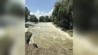 Проран на дамбе в Крымском районе достиг 80 метров