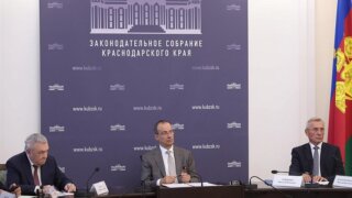 Юрий Бурлачко провел депутатскую планерку