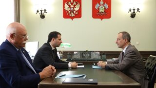 Юрий Бурлачко обсудил актуальные вопросы развития системы медобслуживания кубанцев с министром здравоохранения края