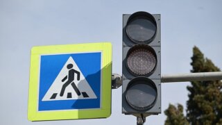 До 2028 года в Сочи модернизируют 103 светофора за 250 млн рублей