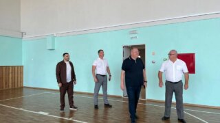 Владимир Решетняк оценил обновленный Дворец спорта в Абинске