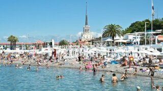 С начала лета на курортах Краснодарского края отдохнули 3,5 млн человек