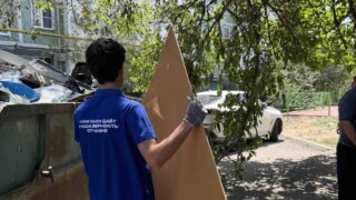 В Новороссийске молодогвардейцы помогают ликвидировать последствия атаки беспилотников
