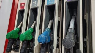 В Краснодаре 32 АЗС временно не отпускают топливо