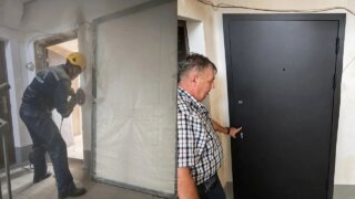 В краевой столице в пострадавшем от атаки БПЛА 24 августа доме восстанавливают входные двери в квартиры
