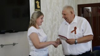 Дарья Матлашова награждена за активное участие в ТОС