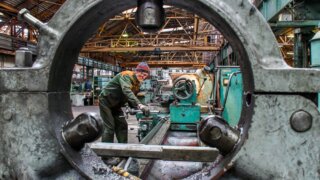 На Кубани в промышленность вложат 2,1 триллиона рублей
