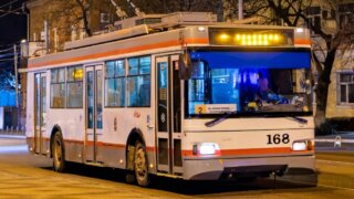 МУП “КТТУ”: частные автобусы в Краснодаре мешают работе троллейбуса №2