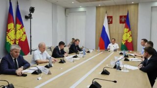 Бензин будет: власти Кубани решают проблему очередей на заправках