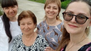 Добрые дела от сердца: как волонтеры Сочи помогают одиноким старикам