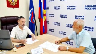 Сочинцы пожаловались Виктору Теплякову на овраг и захламленные площадки