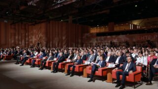 Вениамин Кондратьев принял участие в пленарном заседании VII Российско-Китайского форума малого и среднего бизнеса