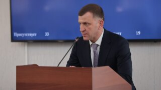 Глава Краснодара Евгений Наумов сложил полномочия