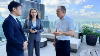 Кондратьев обсудил с руководством Dusit Thani новые отели на кубанском побережье