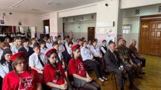 В музей школы №1 Краснодара передали гильзы орудий времен Великой Отечественной войны