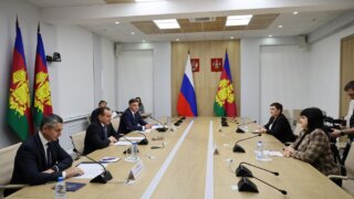 Кондратьев обсудил с Армавирской биофабрикой развитие производства