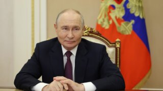 Вениамин Кондратьев поздравил Владимира Путина с днем рождения