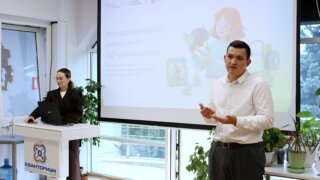 В Краснодаре на «Уроке цифры» школьников научили работать с искусственным интеллектом